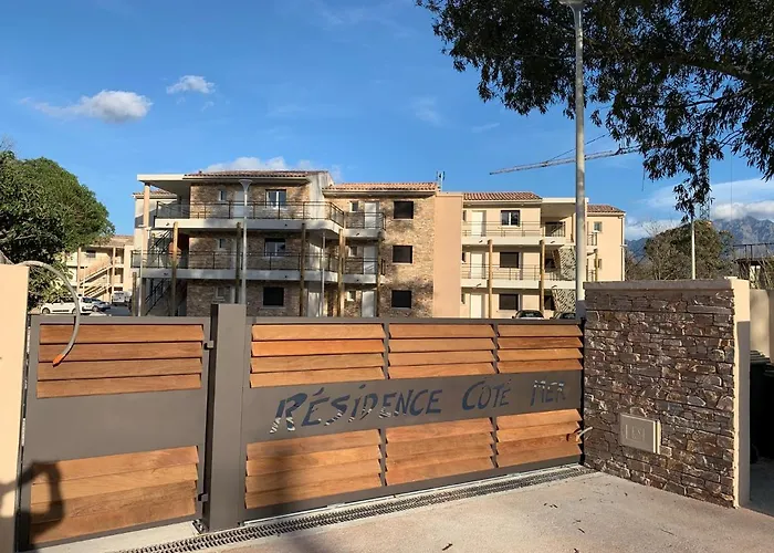 T2 Neuf Bord De - Terrasse - Calvi (Corsica)